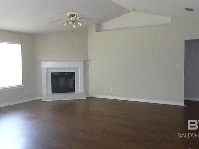 30877 Pinyon Dr — Photo 4