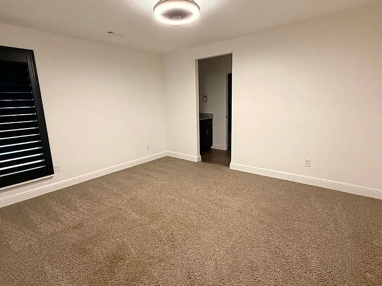 329 E Greystone Sq — Photo 17