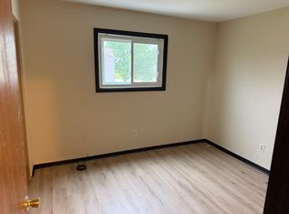 7364 Bigger St, Merrillville, IN 46410
