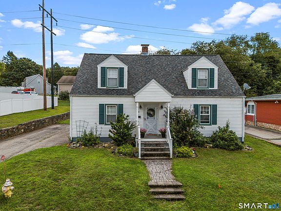 3rd image of 36 Maple Street
