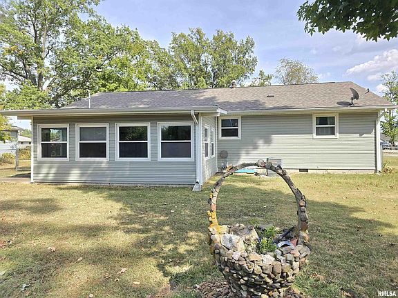 4th image of 23 Oak Park Dr W