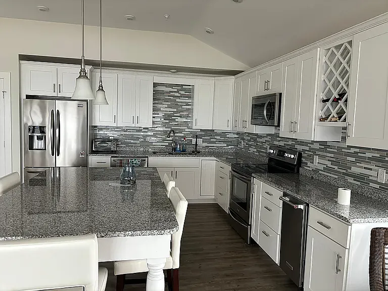 377 Ocean Blvd #12 — Photo 6