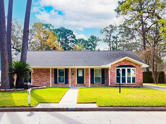 2nd image of 415 Enchanted Trail Dr