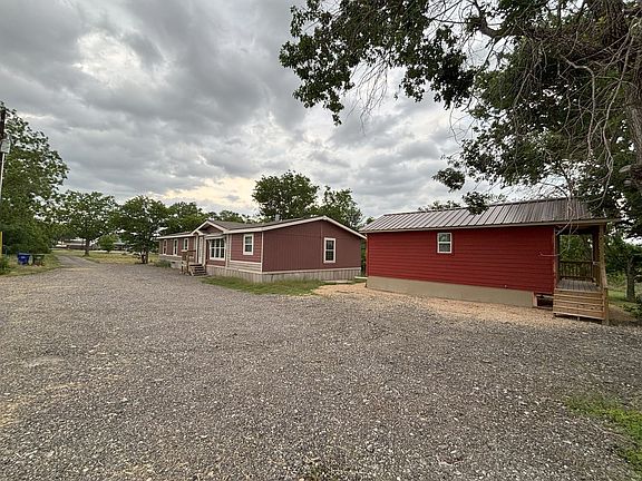 3rd image of 104 Picasso Dr