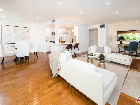 725 S Barrington Ave APT 210, Los Angeles, CA 90049