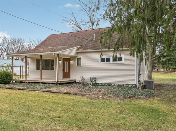 880 Wilson Sharpsville Rd, Cortland, OH 44410