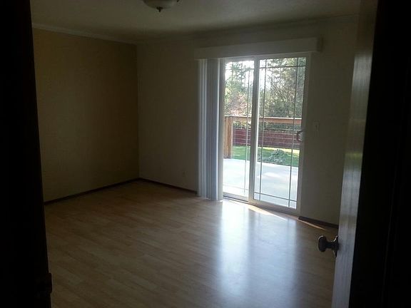 4th image of 2210 Cantu Ln NW