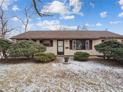 3706 Oakland Rd NE, Cedar Rapids, IA, 52402