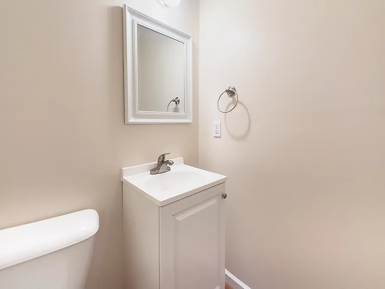 12 Cassidy Ct — Photo 26