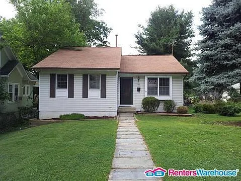 Charming 4 Bed/2Bath Cape Cod Home in Rockville! — Photo 1