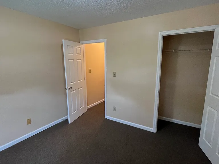 1864 Cedar Ave — Photo 18
