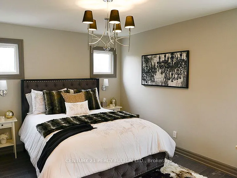 44 Hawkridge Ave #COACH HOUSE — Photo 9