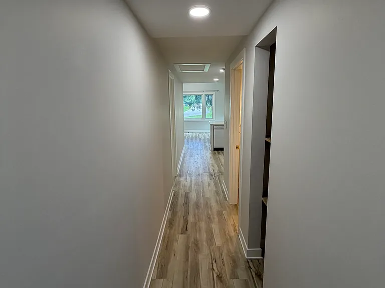 8650 Chicago Ave — Photo 12