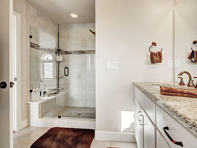15515 W Washburn Ave — Photo 19