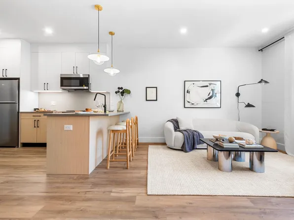 500 Communipaw Avenue image 4 of 22