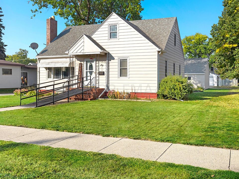 707 5th St N, Wahpeton, ND 58075 Zillow