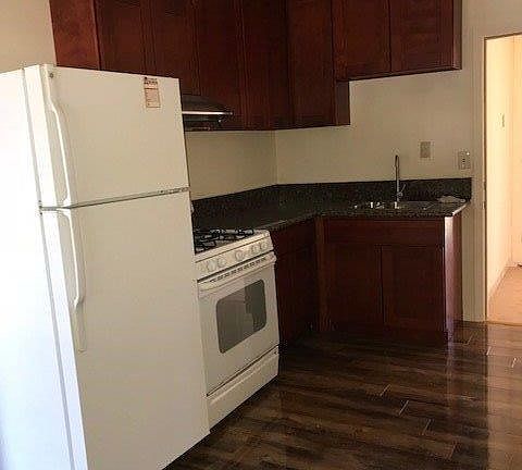 3rd image of 2065 18th Ave