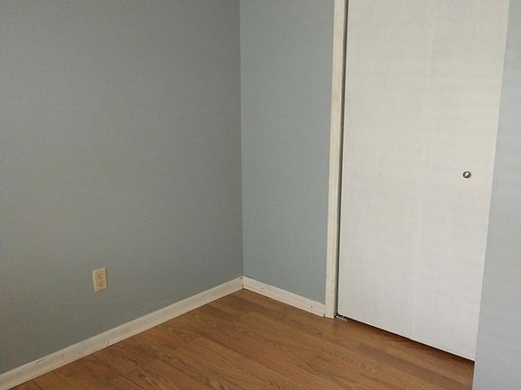 5th image of 2509 E Provincial House Dr