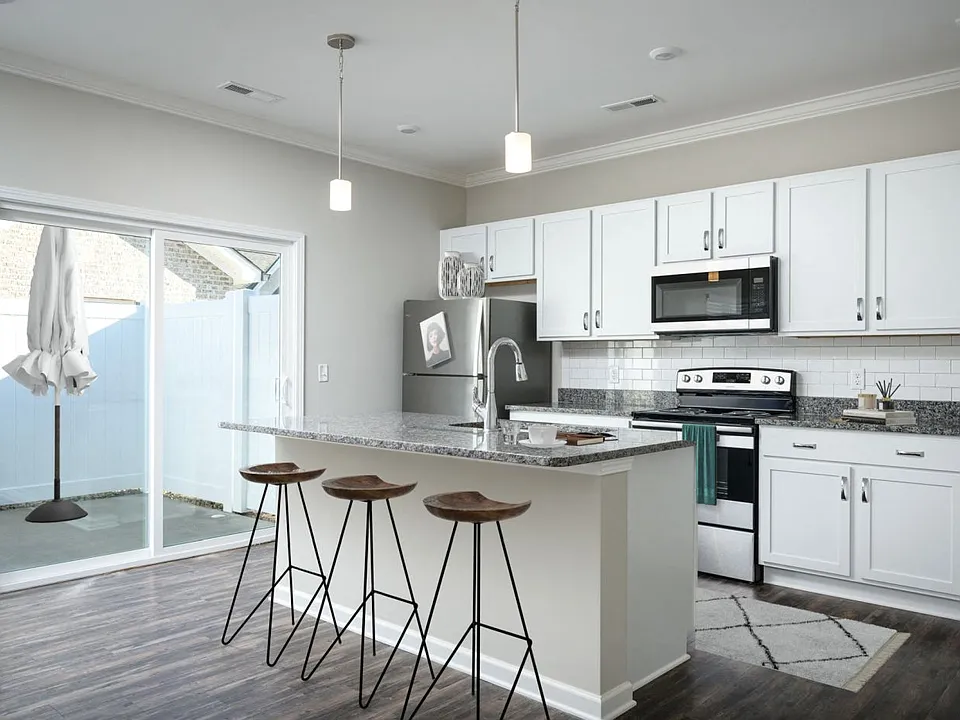 Forest Hill Villas Apartment Homes