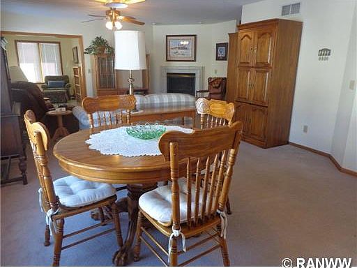 5th image of 406 Pine Ct