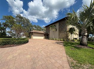 10073 S Yacht Club Dr, Treasure Island, FL 33706