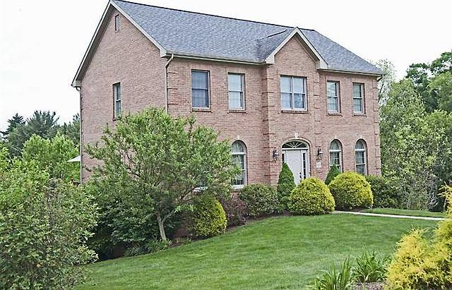 1st image of 203 Shaker Heights Dr