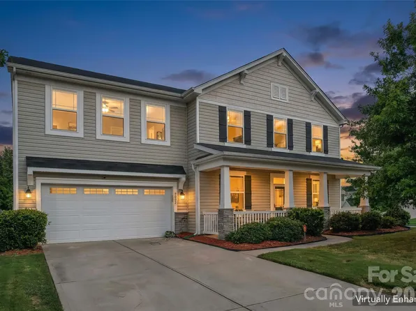 9002 Willowfield Dr, Charlotte, NC 28269