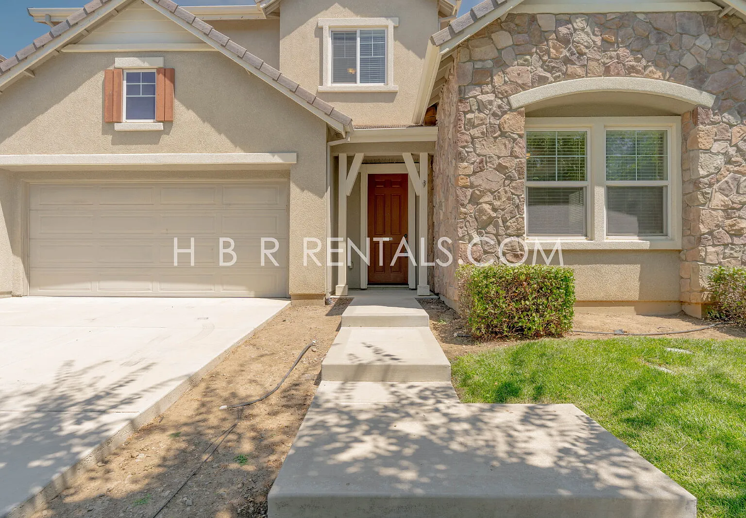 3 bed, 3.0 bath, 2776 sqft, $3,100 — Photo 3