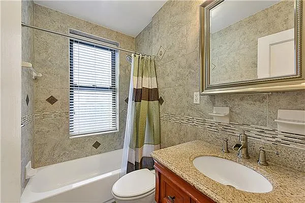 Sold by Exclusive Properties Sotheby's International Realty | media 38