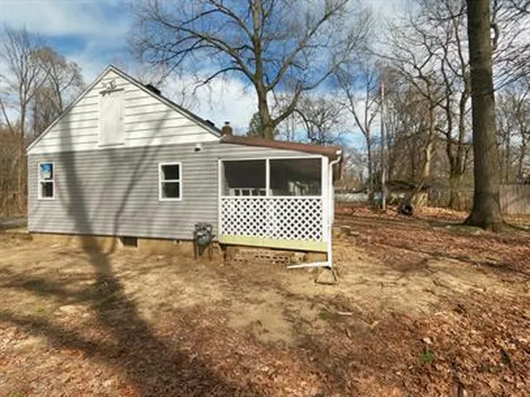 66533 North St, Dowagiac, MI 49047