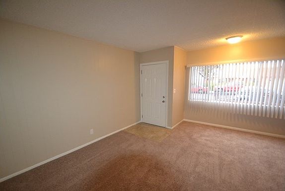 3rd image of 168 E Clarion Dr