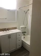 3726 Hazelwood St #15 — Photo 4