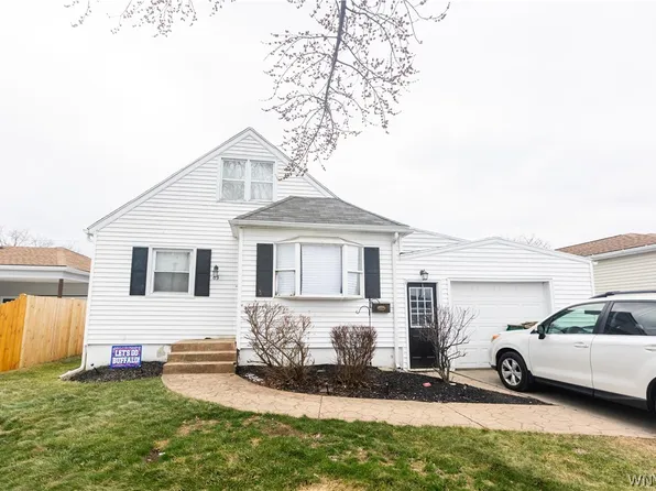 63 Sprucewood Dr, Buffalo, NY 14227
