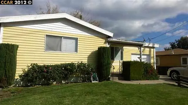 150 W Leland Rd photo 1