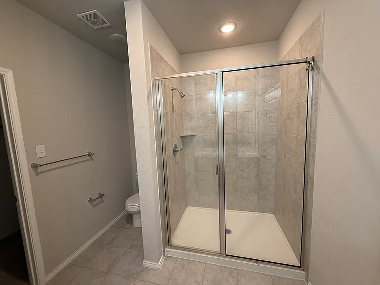 942 Hurstwood Dr — Photo 7