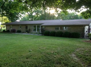 11945 E 960th Ln, Mount Carmel, IL 62863