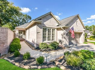 22 E Sienna Pl, Spring, TX 77382