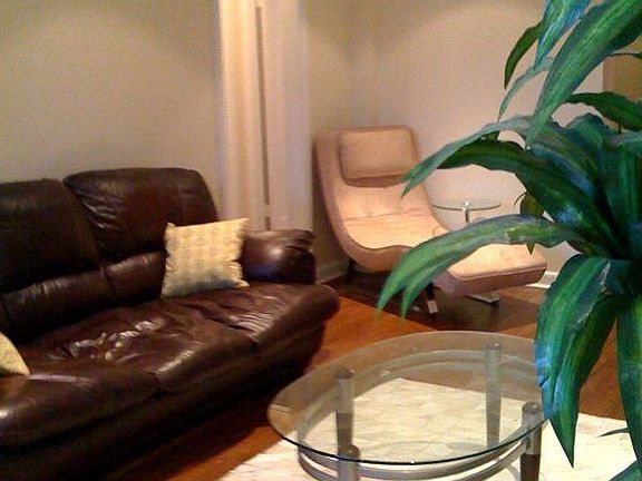 5th image of 4 Town House Pl APT 3B