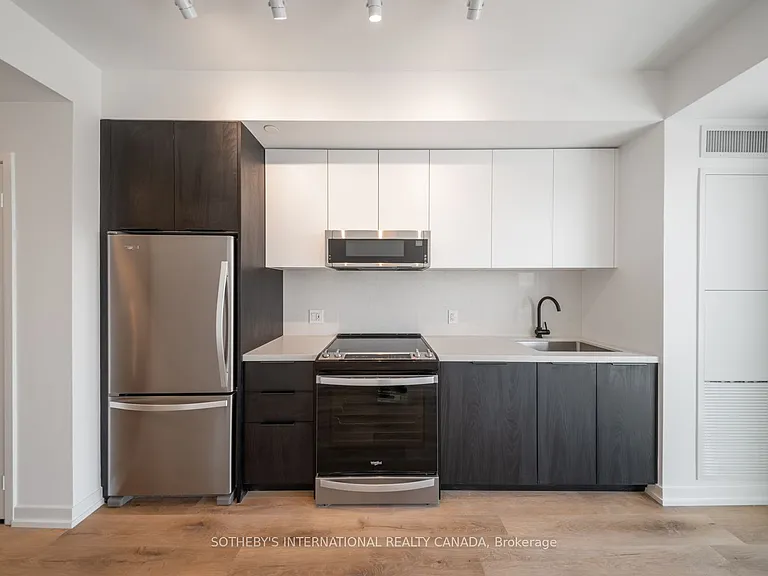 5 York Rd #703 — Photo 9