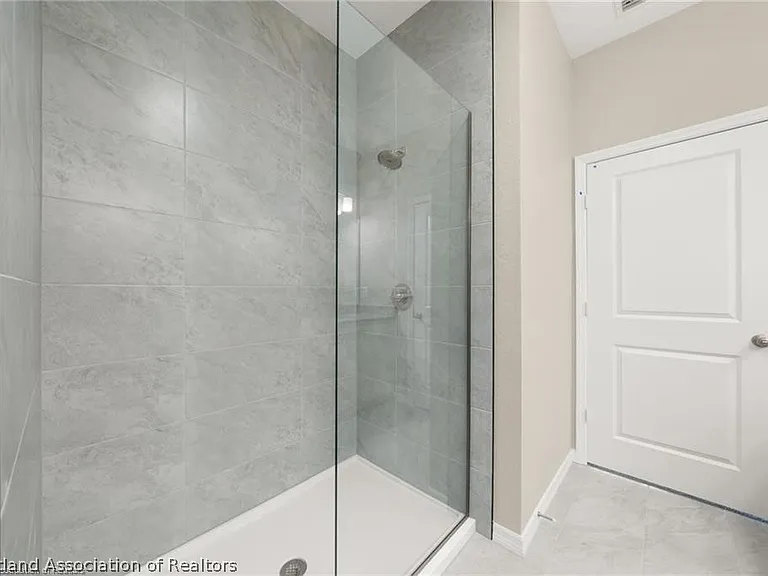 845 Peachtree Dr — Photo 27