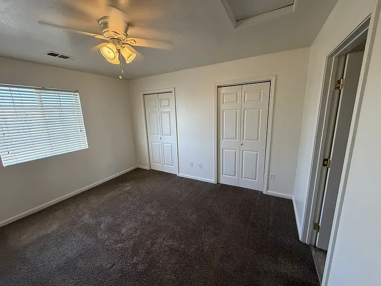 21100 Santa Barbara Dr #D — Photo 11