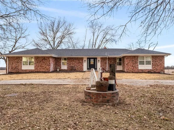 10368 NW County Road 11001 E, Amsterdam, MO 64723