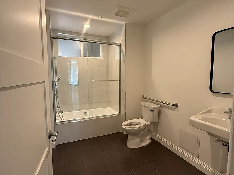 7120 Bellaire Ave #206 — Photo 7