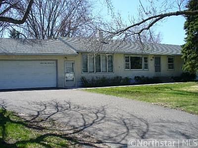 1st image of 2476 Meadow Dr
