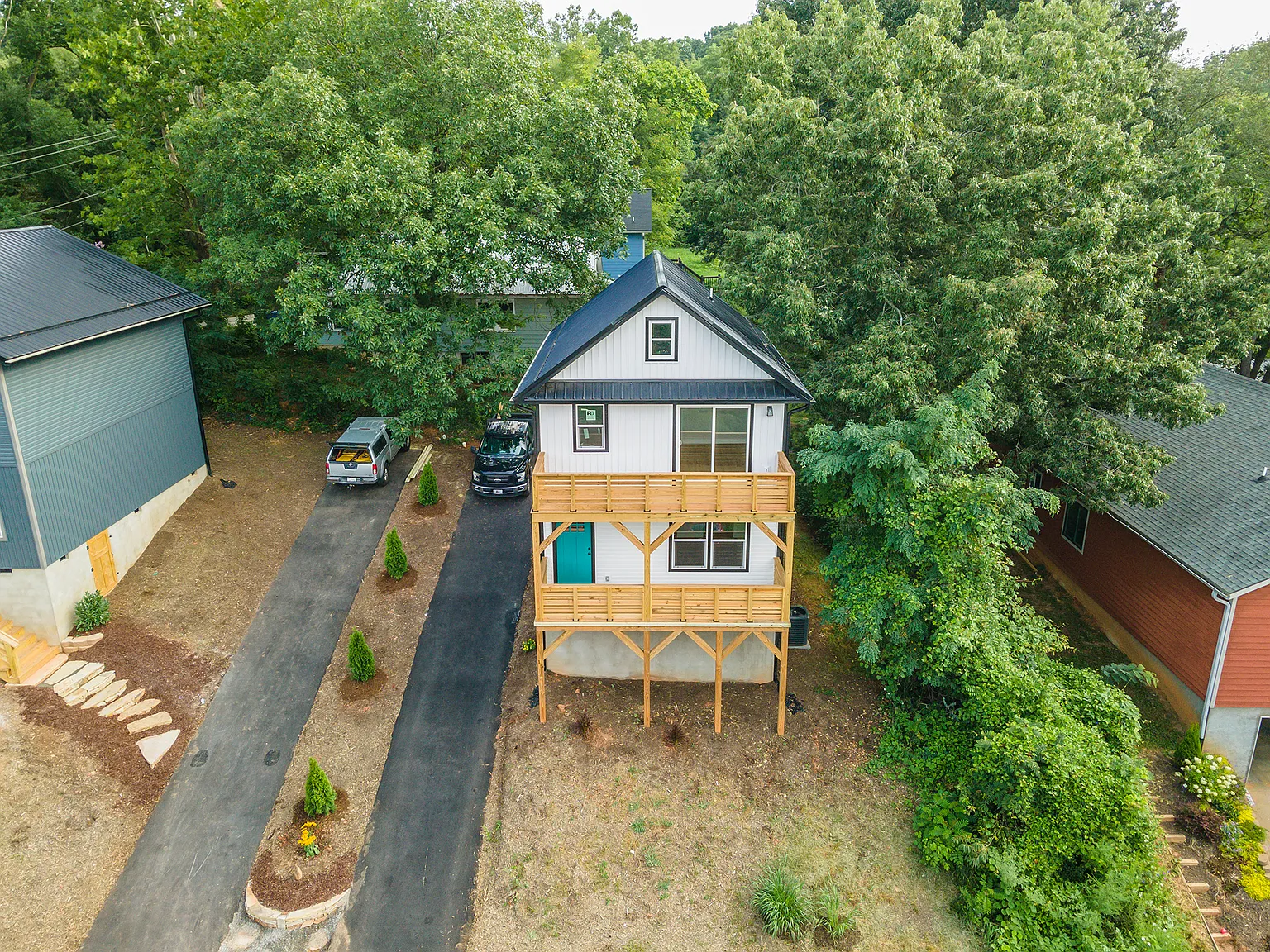 15 Alta Ave — Photo 2