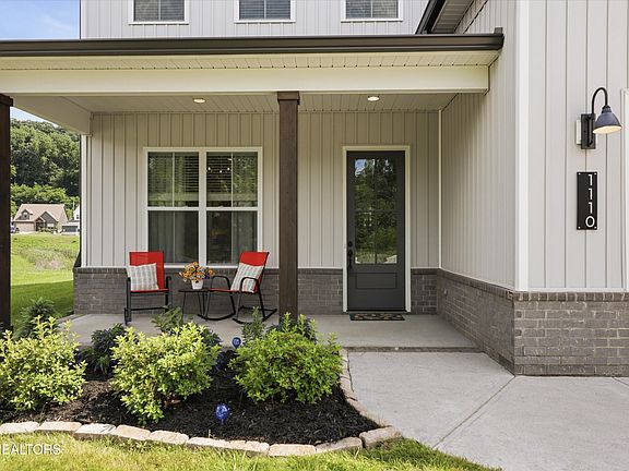 2nd image of 1110 Cedar Break Dr