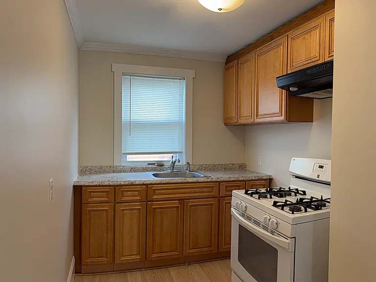 160 Saint Joseph Ave #1 — Photo 1