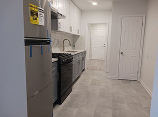 1661 82nd St #1F, Brooklyn, NY 11214