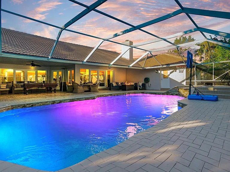 1350 Longlea Ter — Photo 13