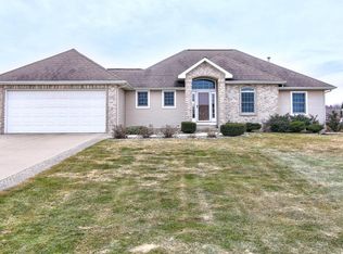 2524 Willow Creek Ct, Jenison, MI 49428